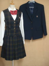 ブルセラ通販:学校別制服セット−精華高等学校